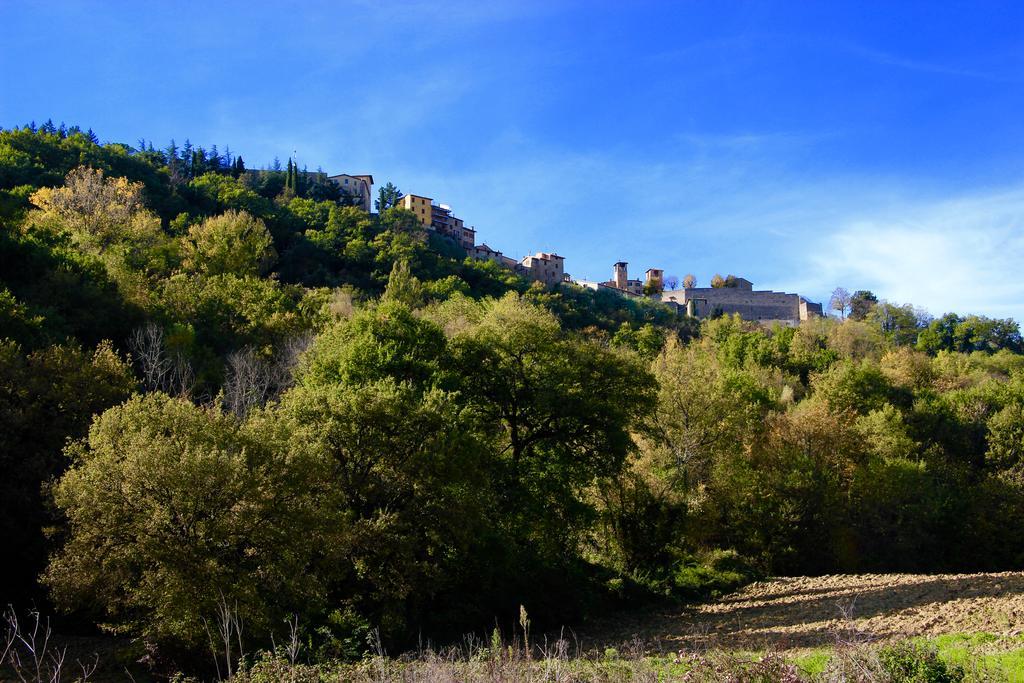 L'Ariete Guest House Montone  Exterior foto